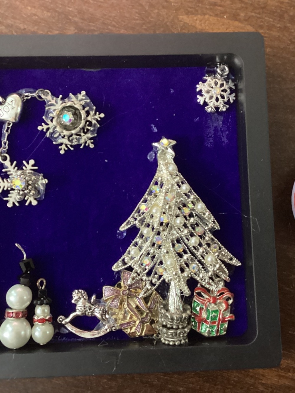 Handcrafted Jewelry Christmas tree silver tone angel reversible framed art - Picture 2 of 9
